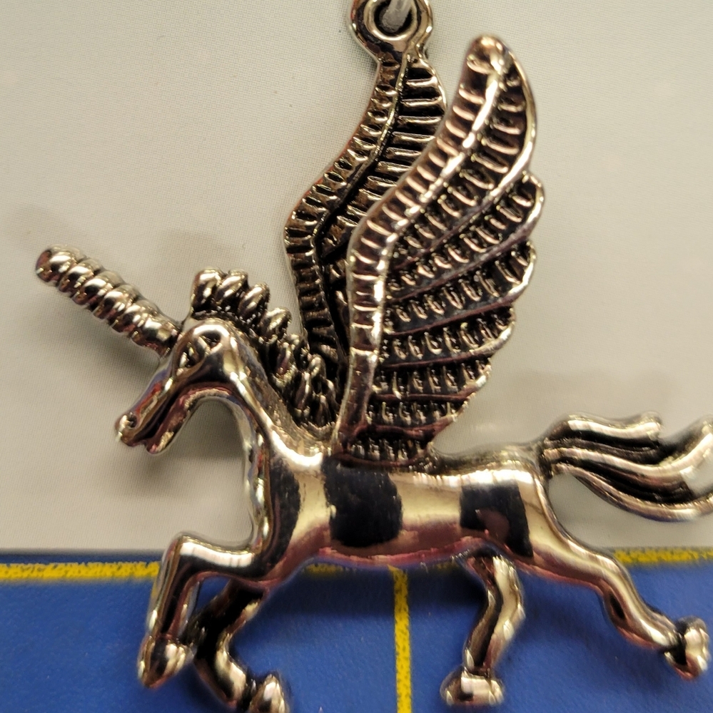 Unicorn Silver Tone 1.5